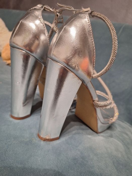 Pantofi toc cristale nr 39