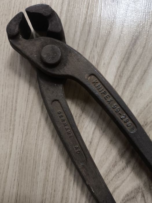 Два немски керпедена ( арматурни плещи )