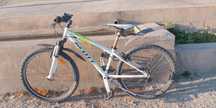 Bicicleta medie pentru copiii