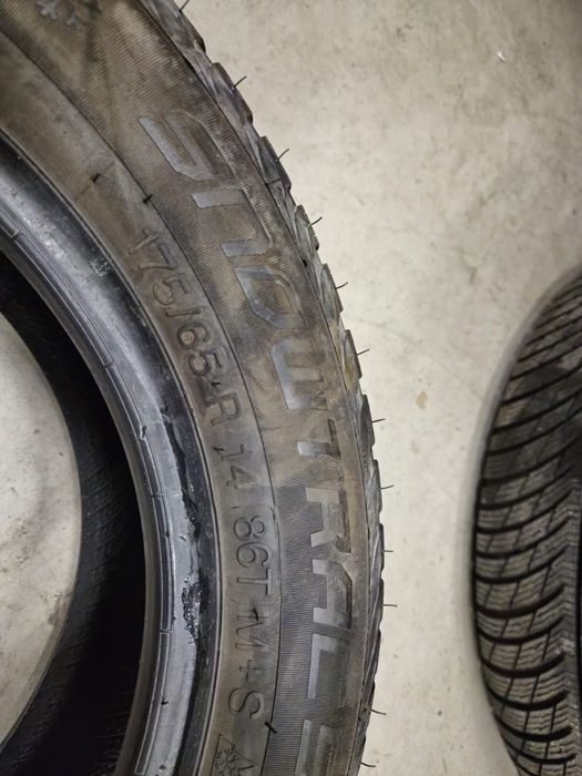 4 anvelope iarna Vredestein 175 65 14 aproape noi