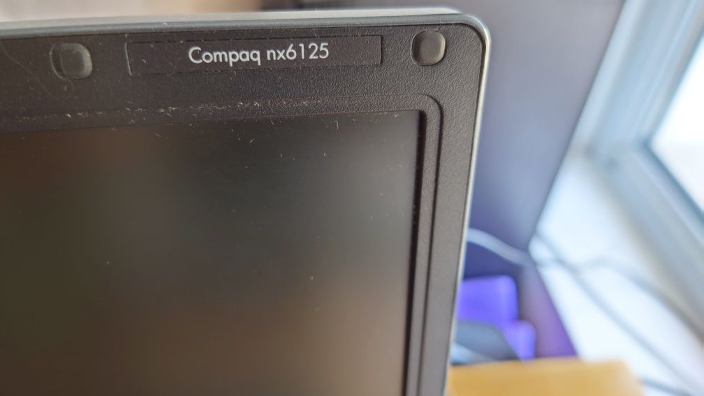 Лаптоп HP Compaq NX6125