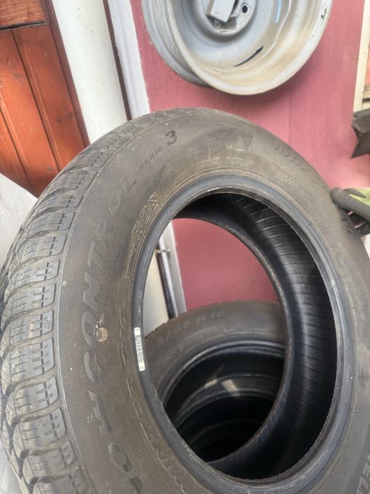 Cauciucuri de iarna 195/65 R15 Pirelli Snowcontrol