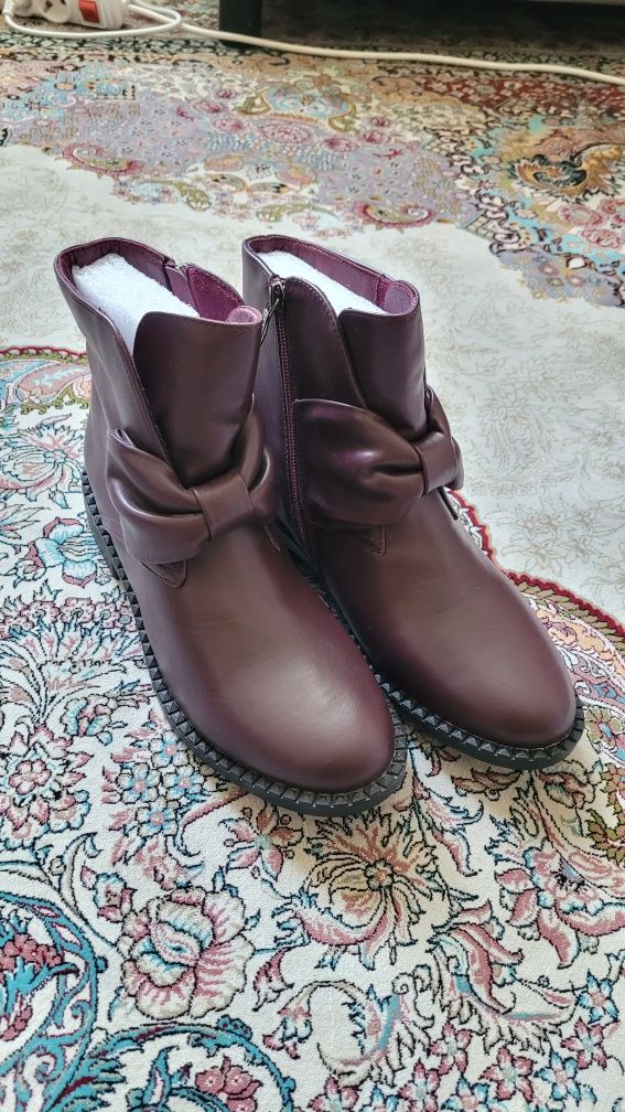 Продаются сапоги