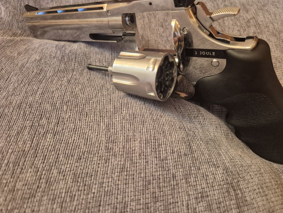 Revolver Dan wesson 715 1joule low power version