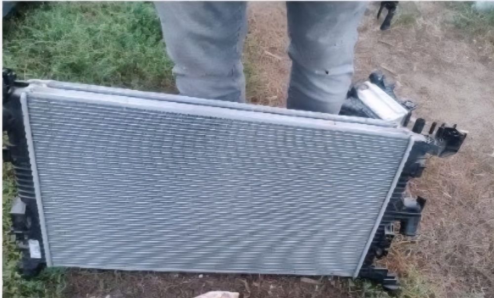 Radiatoare Dacia Duster 2 hjd 2022-2024