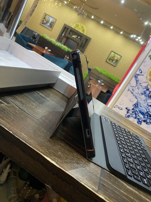 Продается планшет срочно