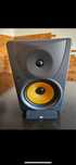 Monitor Studio Behringer B1031A Truth boxa