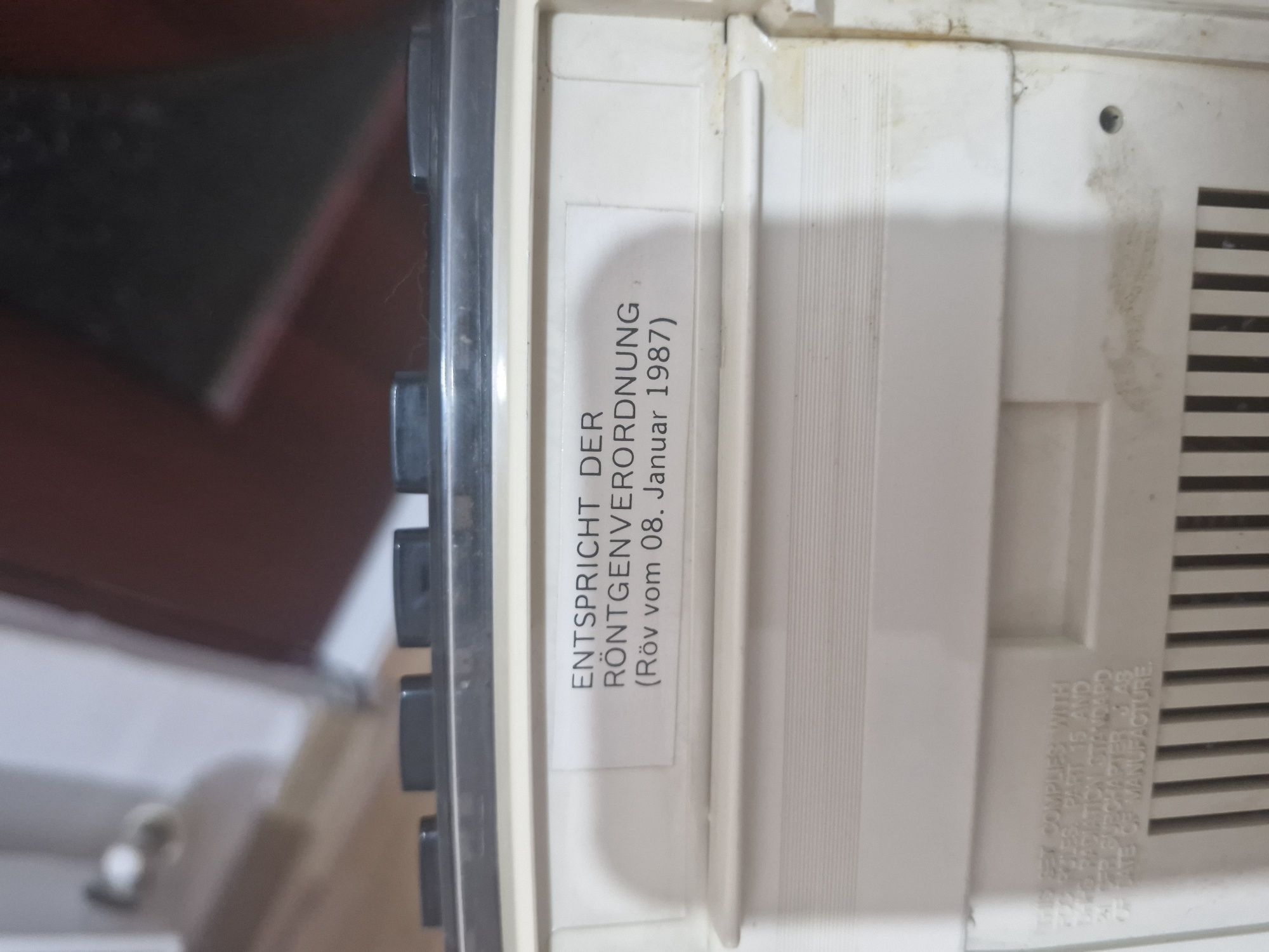 Radio Tv cu ceas Emerson 1987
