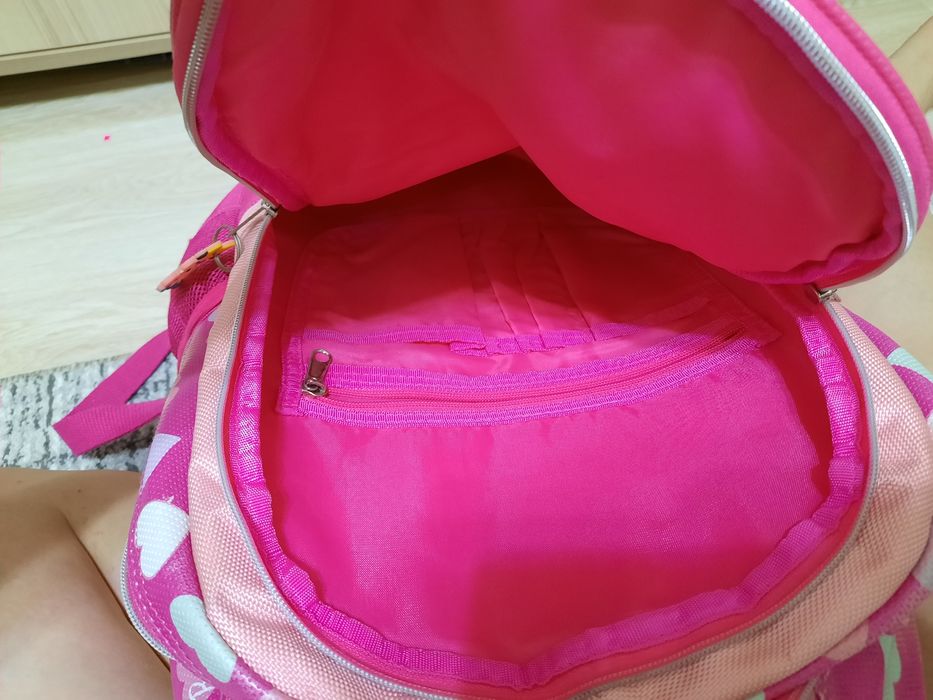 Рюкзак Barbie для 2-4 классов