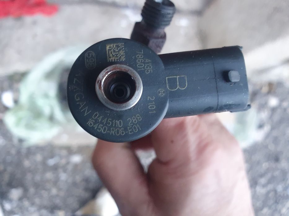 Injectoare, pompă înaltă presiune,set genți  Honda CR-V 2,2 din anul 2