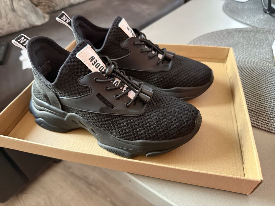 Спортни обувки Steve Madden match-e с мрежа, лесно обуване