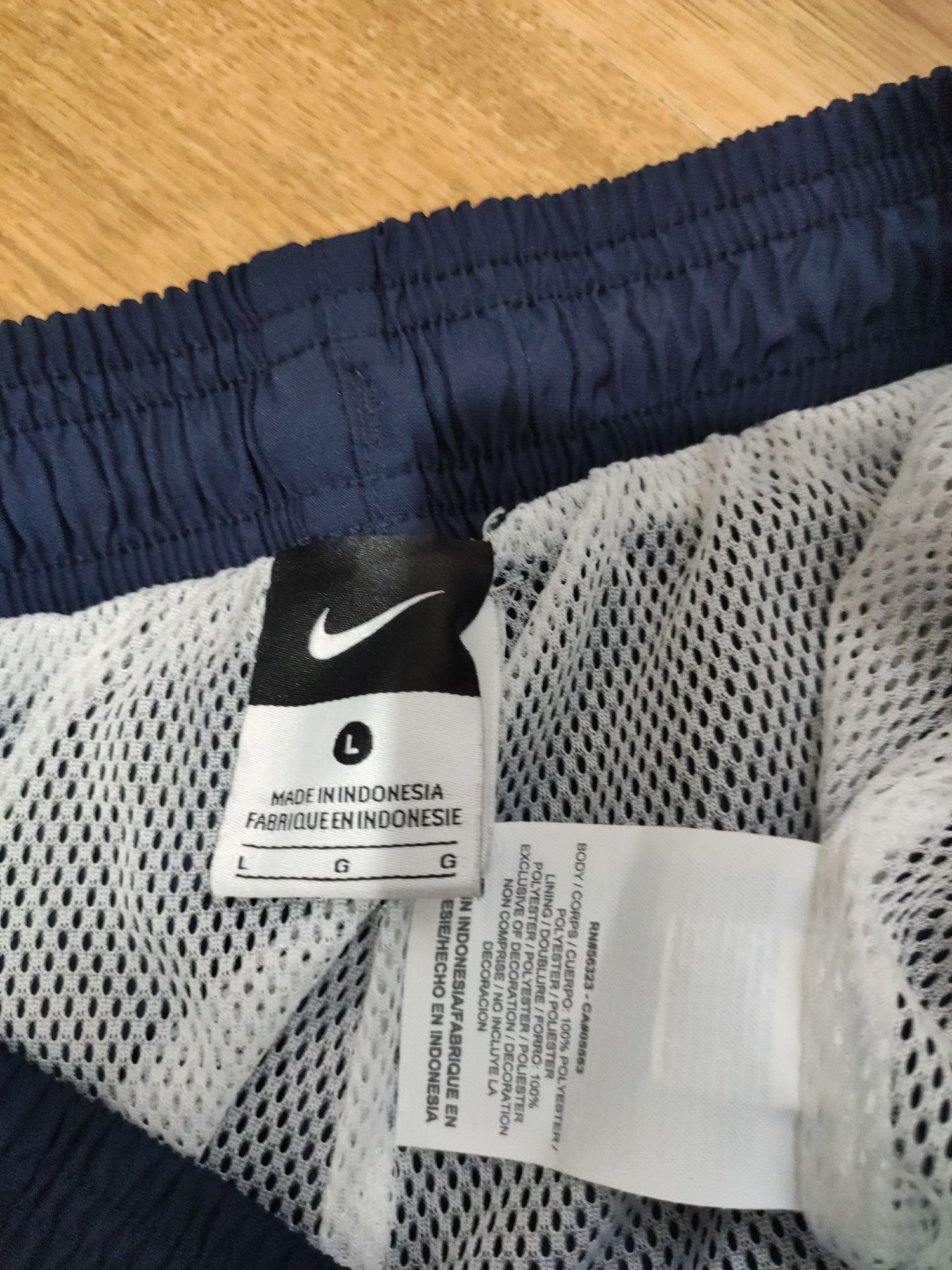 Pantaloni Nike mărimea L baggy fit