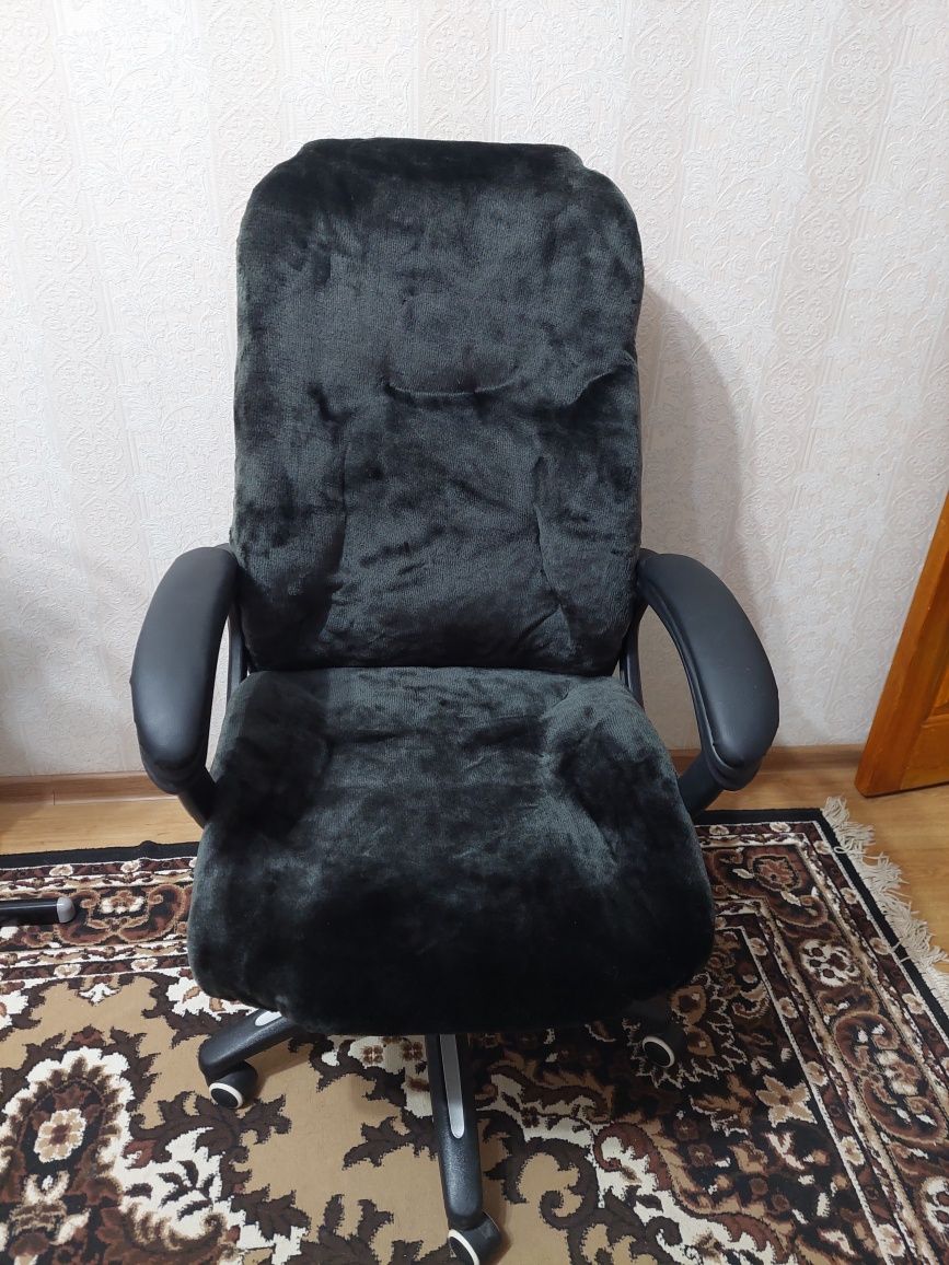 Компьютерное кресло