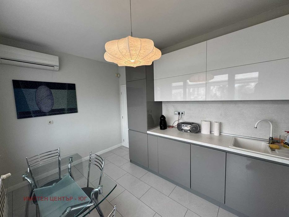 Продава се Тристаен апартамент в София, Студентски град - 80 кв.м за 4125 €/кв.м - Снимка #1