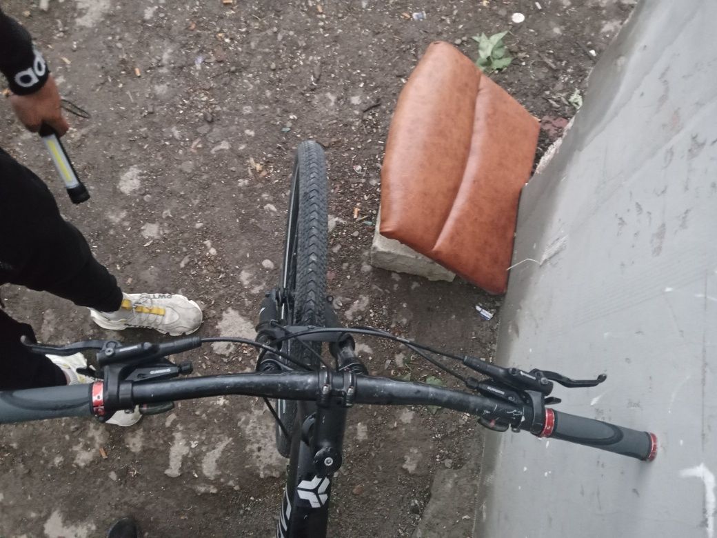 Vând urgent bicicleta