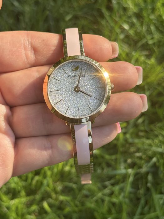 Часовник на Swarovski, модел Swarovski Crystalline Delight