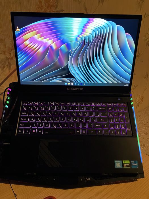 GIGABYTE Rtx 4060 i5-12