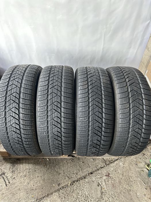 235/60/18 Pirelli dot21