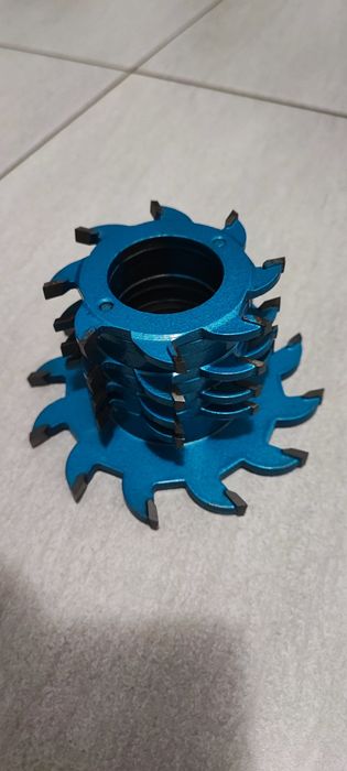 Grup de freze  frezare teuri tamplarie aluminiu