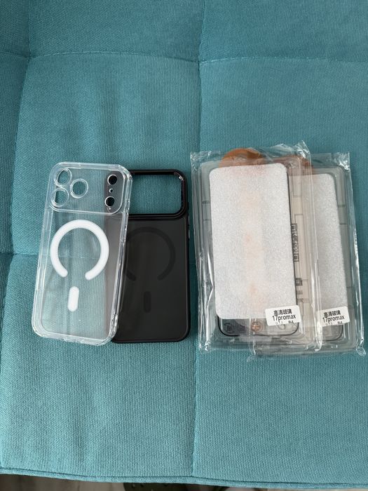 Huse si folii iphone 16 pro max si 17 pro max