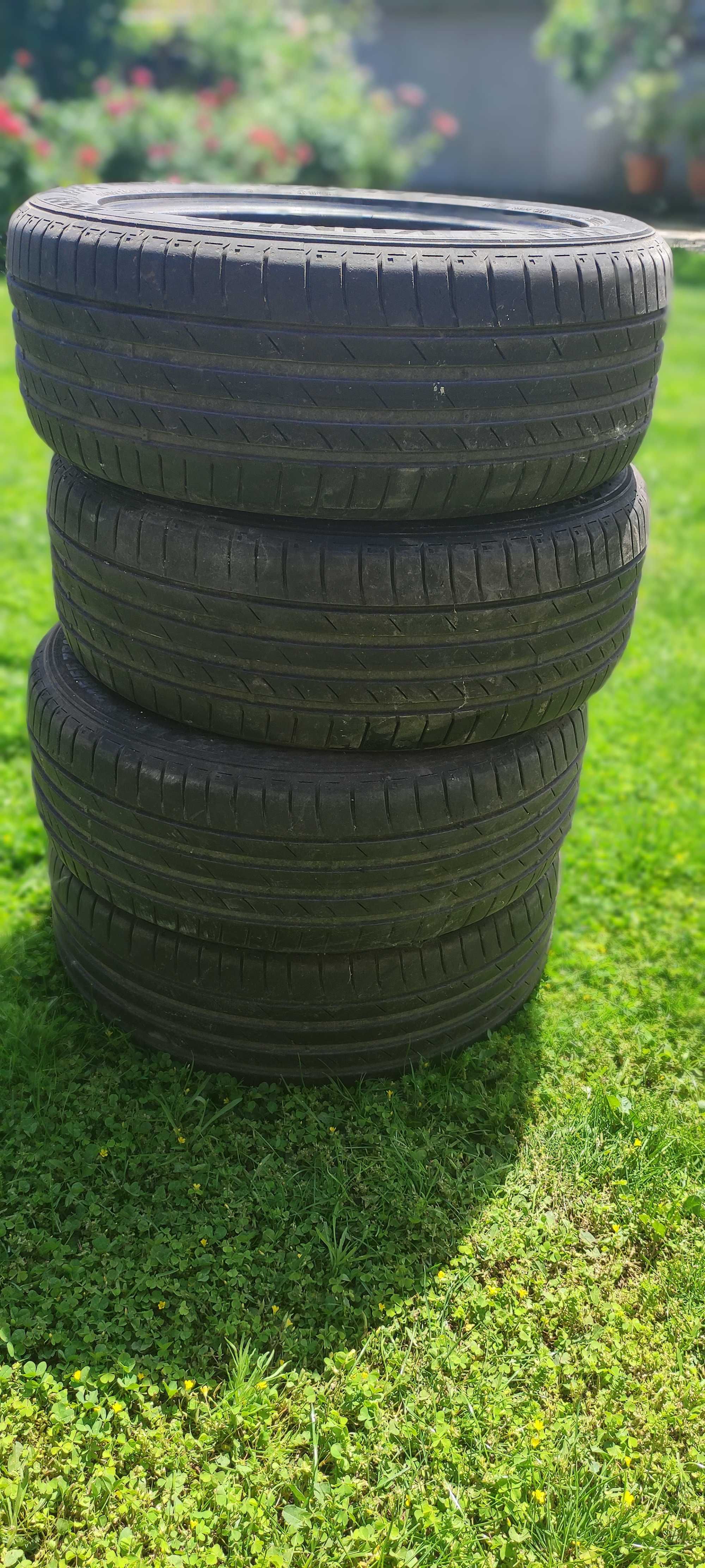 Гуми 215/55 R17 94W