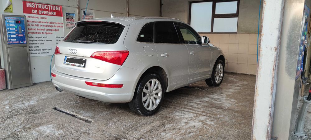 Audi Q5 170 cp an 2009 cv manuală euro 4