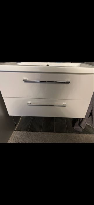 Chiuveta/ lavoar nouă, sigilată