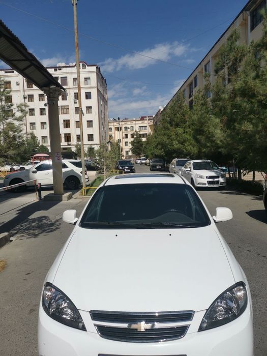 Sotiladi Lacetti Gentra