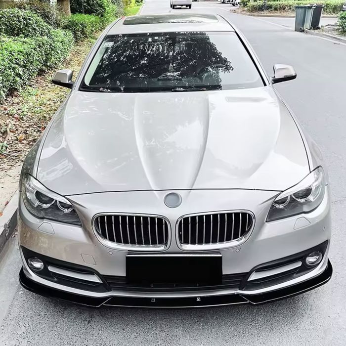 Prelungire bara fata BMW F10 facelift bara standard