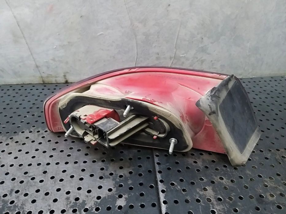 Stop tripla lampa dreapta aripa alfa romeo 159 939 50504818