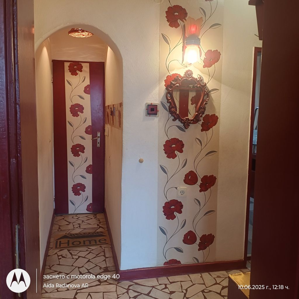 Продава се Многостаен апартамент в Бургас, Център - 92 кв.м за 2028 €/кв.м - Снимка #12