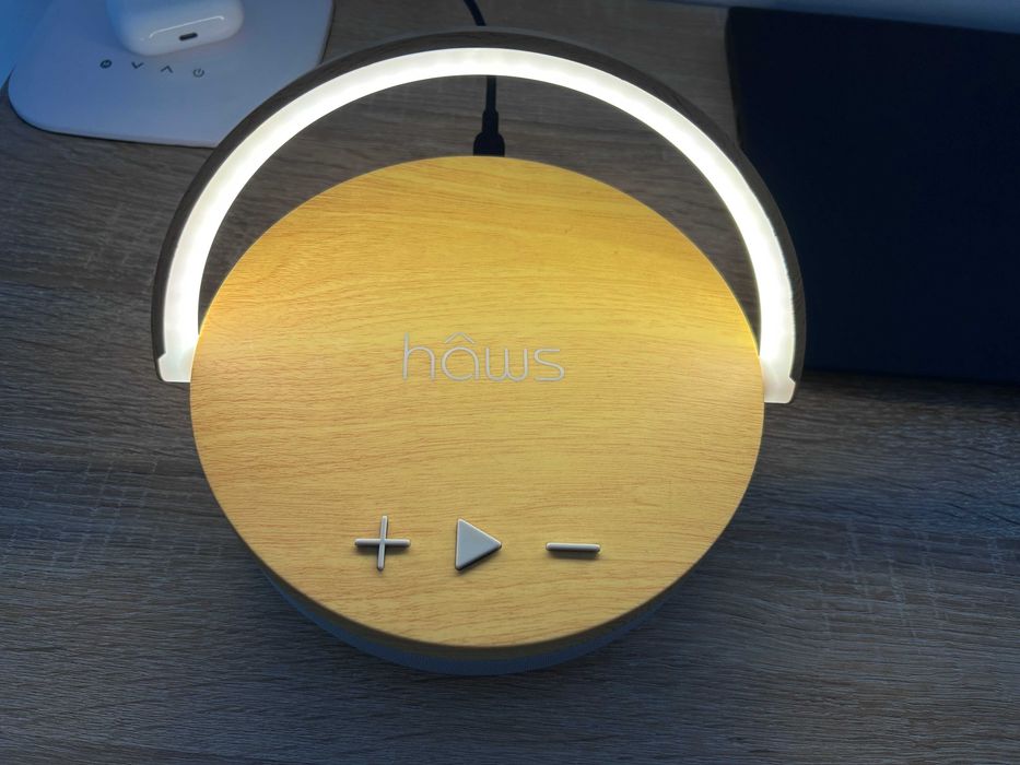 Lampa cu speaker HAWS