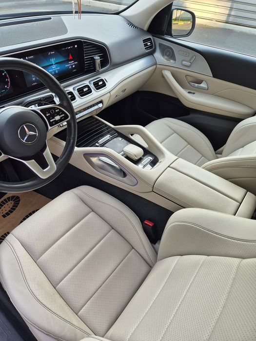 MERECEDES-BENZ GLE450 H 4MATIC HIBRID

Impozit Redus 

Hibrid

Suspens