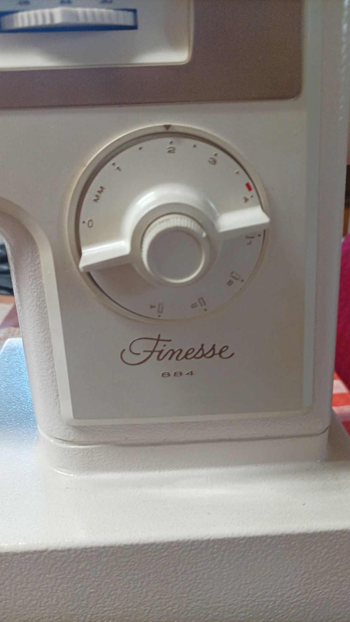 Шевна машина  Finesse 884
