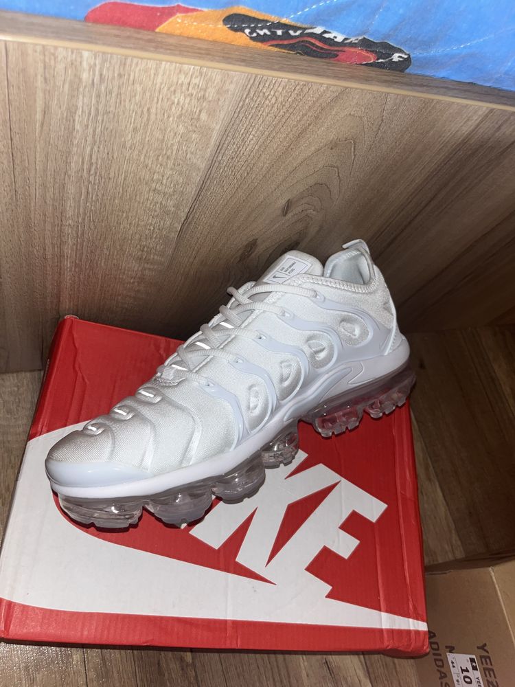 Nike Air VaporMax Plus White – Чисто нови! Уникална оферта!