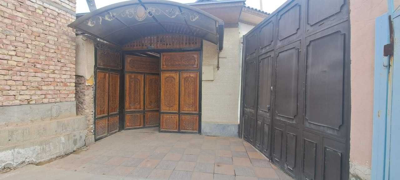 Sirdaryo viloyat Guliston shahrida Yakka tartibdagi turar joy sotiladi