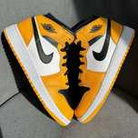 Pantofi Sport Air Jordan 1 Mid Taxi - 100% originali