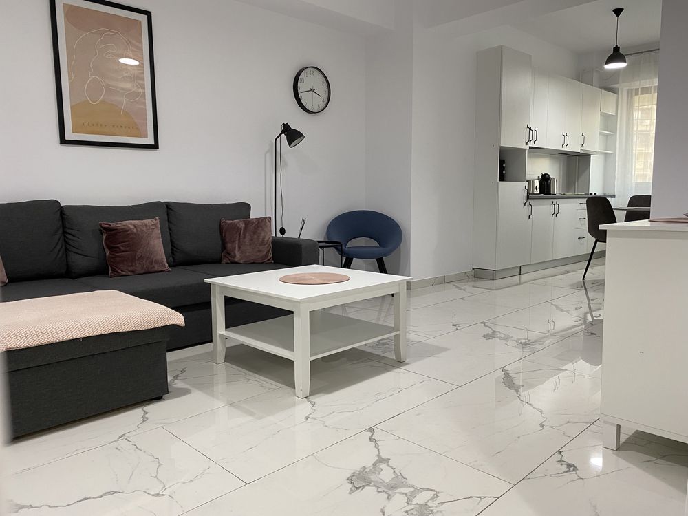 IS VOUCHERE Cazare Regim Hotelier Apartamente zona Palas Centru Newton