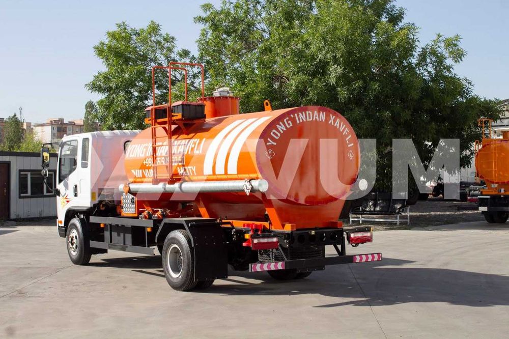 Топливозаправщик FAW Tiger V 7 м³ мини бензовоз