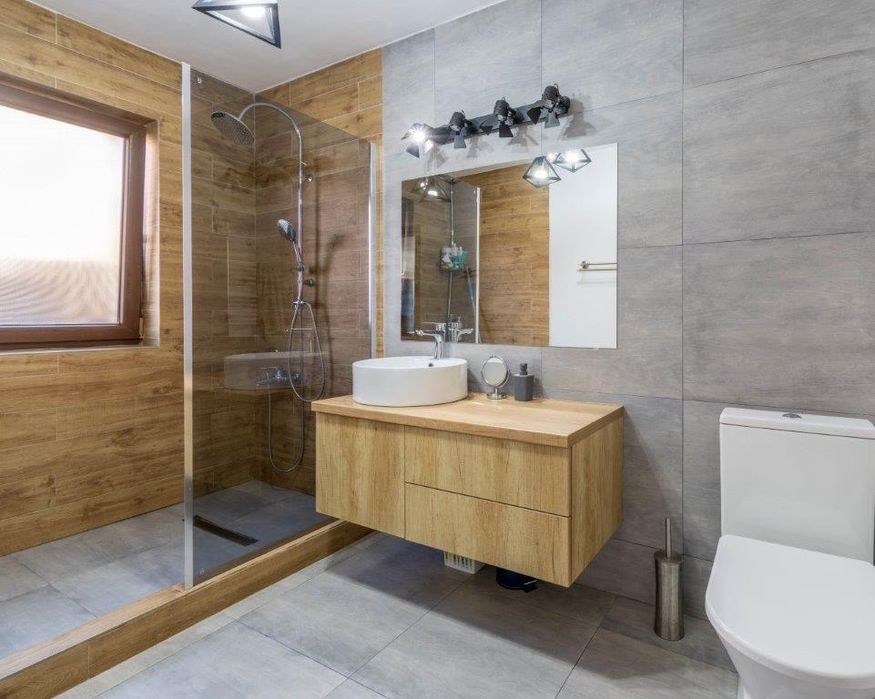 Inchiriere casa Floresti