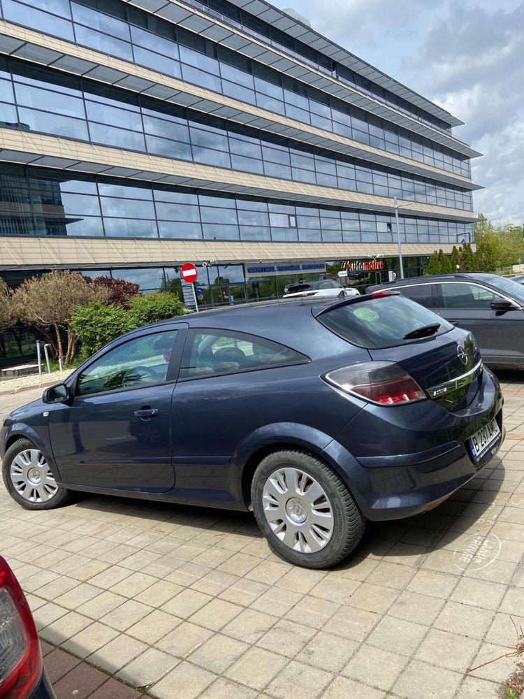 Opel Astra GTC automat 101.000 km