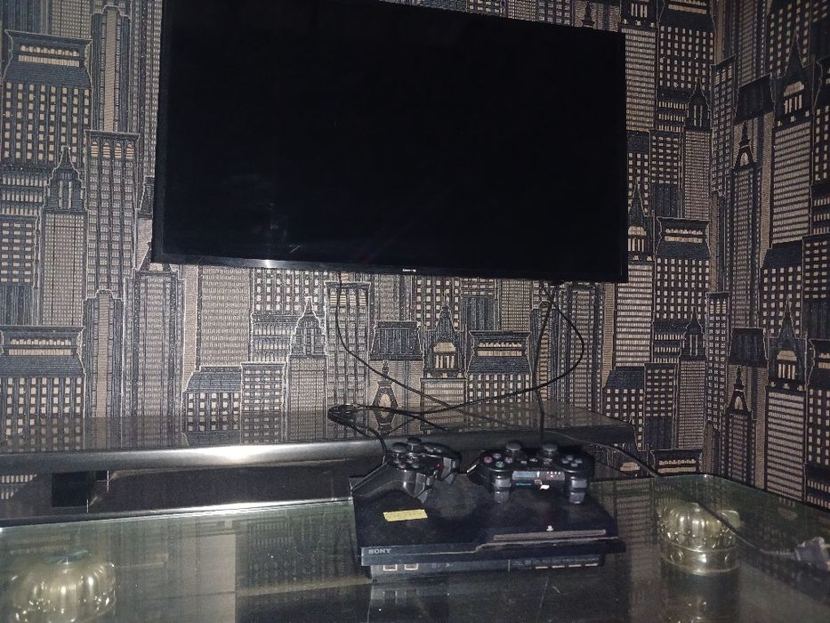 Sony PlayStation 3 2 Josiek 55 televisor bn sotiladi bir koplekt 400$