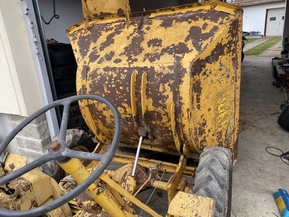 Dumper basculabil, 1,5 tone