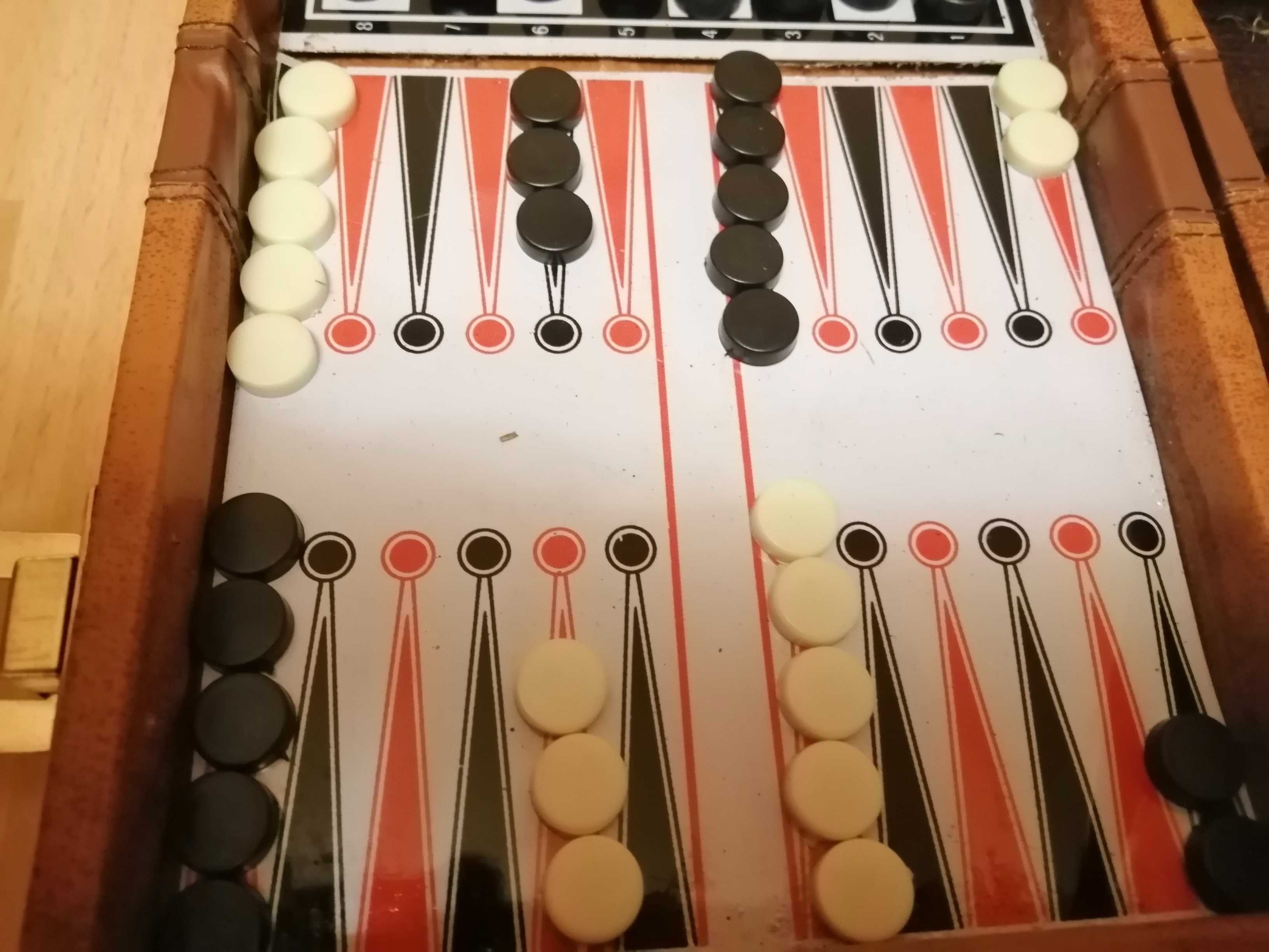 Joc de table, șah, domino magnetic