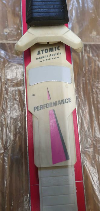 Schiuri ATOMIC si clăparii DALBELLO