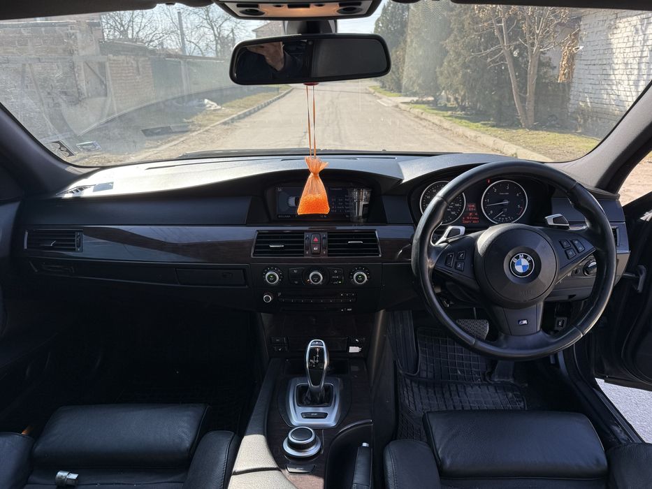 Bmw e61 530d facelift на части