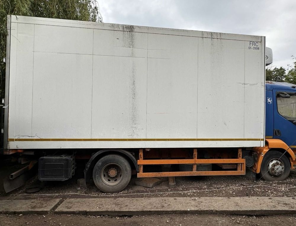 DAF 55 LF Schmitz Frigorifica 2001