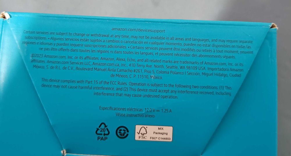 Ceas smart Amazon Echo Spot