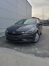 Opel Astra autoturism impecabil