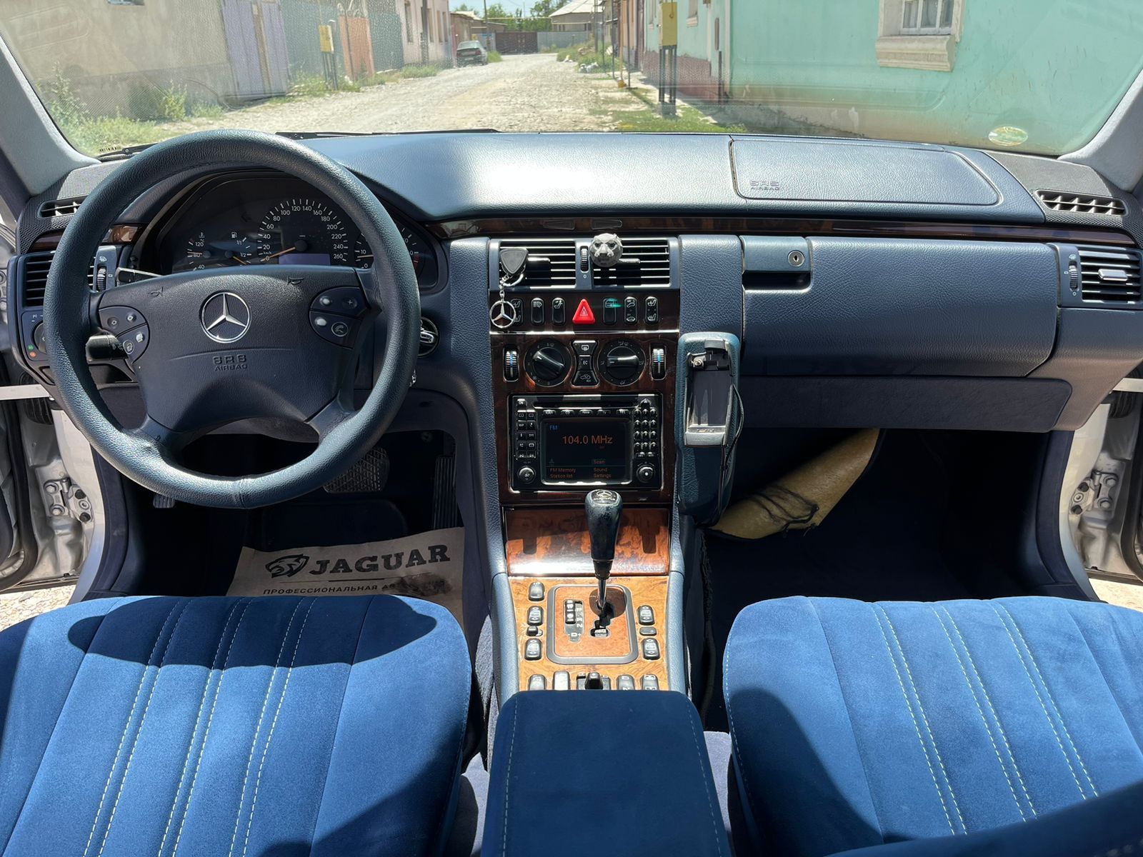 Салон Mercedes Benz w210